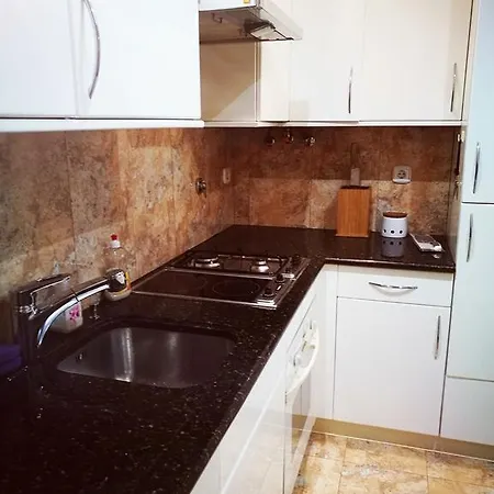 Visconde De Valmor Apartament
