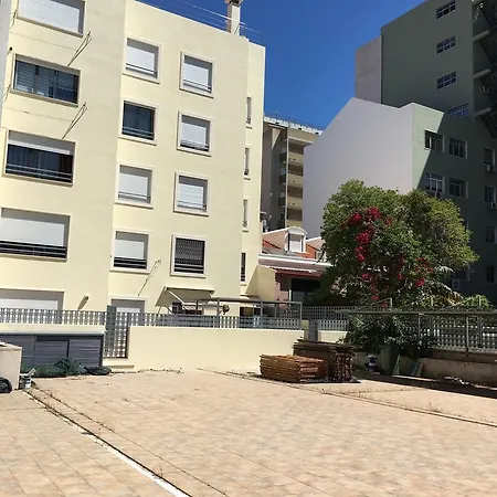 Visconde De Valmor Apartament *